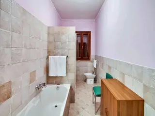 Bagno con vasca idromassaggio
